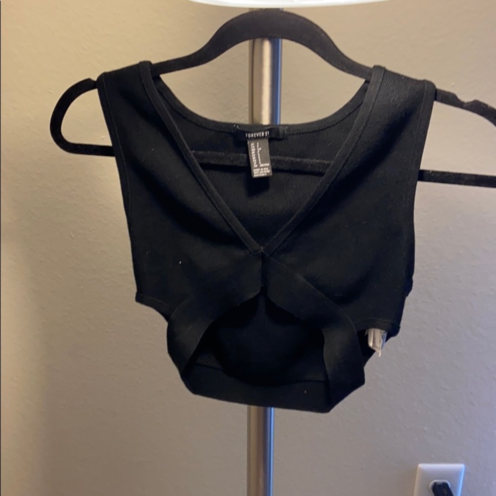Crop top